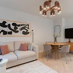 Warsaw Concierge Waszyngton II