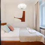 Warsaw Concierge Waszyngton II